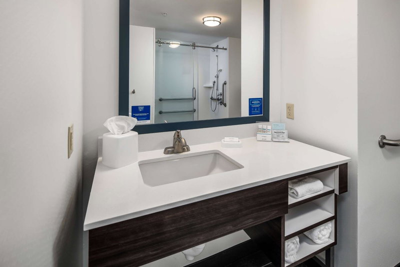 Hampton Inn & Suites Navarre, Navarre, Estados Unidos