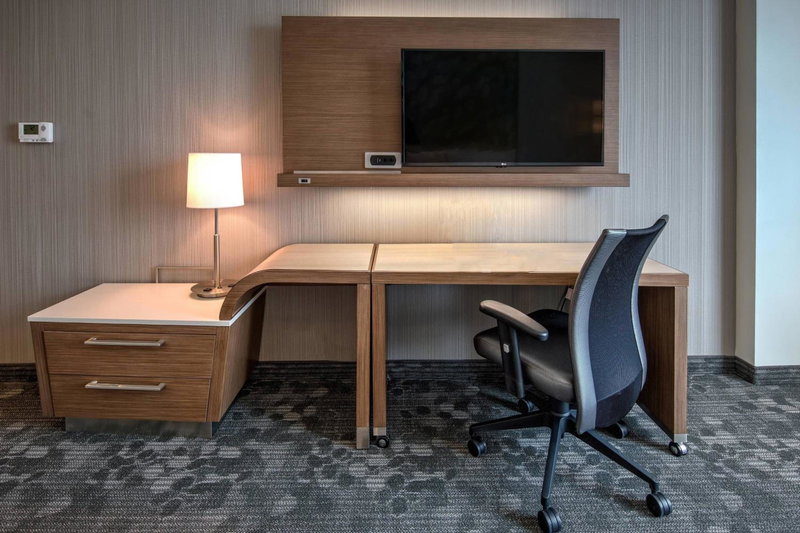 Courtyard by Marriott Kansas City Downtown/Convention Center, Kansas City, United States