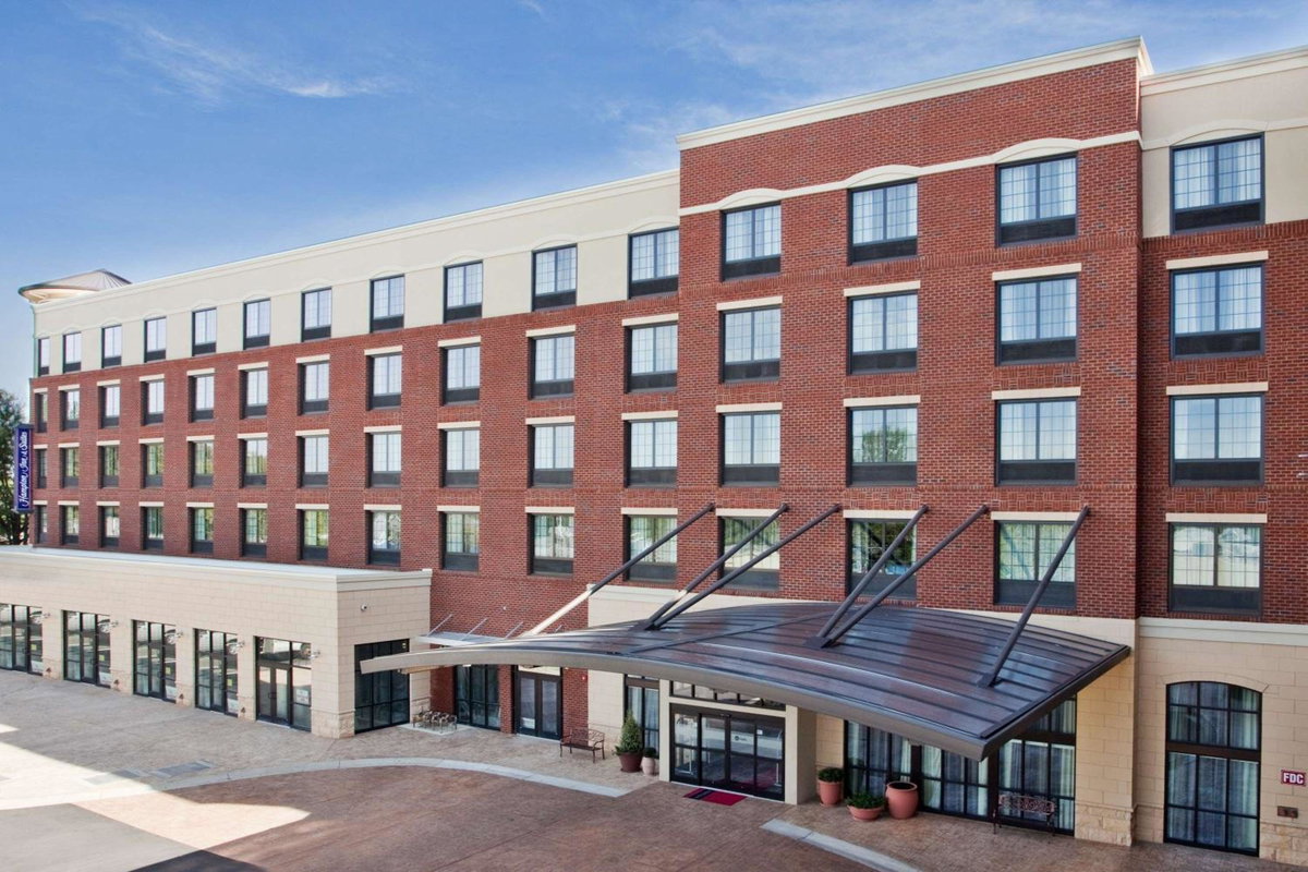Отель · Hampton Inn & Suites Chapel Hill/Carrboro, Chapel Hill