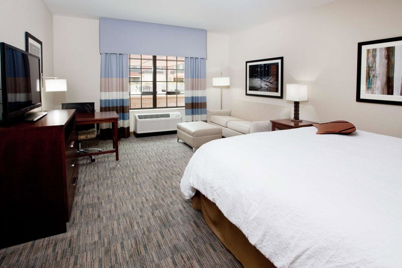 Hampton Inn & Suites Chapel Hill/Carrboro, Chapel Hill, Соединённые Штаты