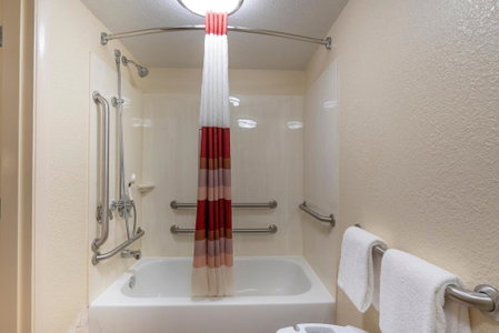 Red Roof Inn PLUS+ Houston - Energy Corridor, Houston, United States