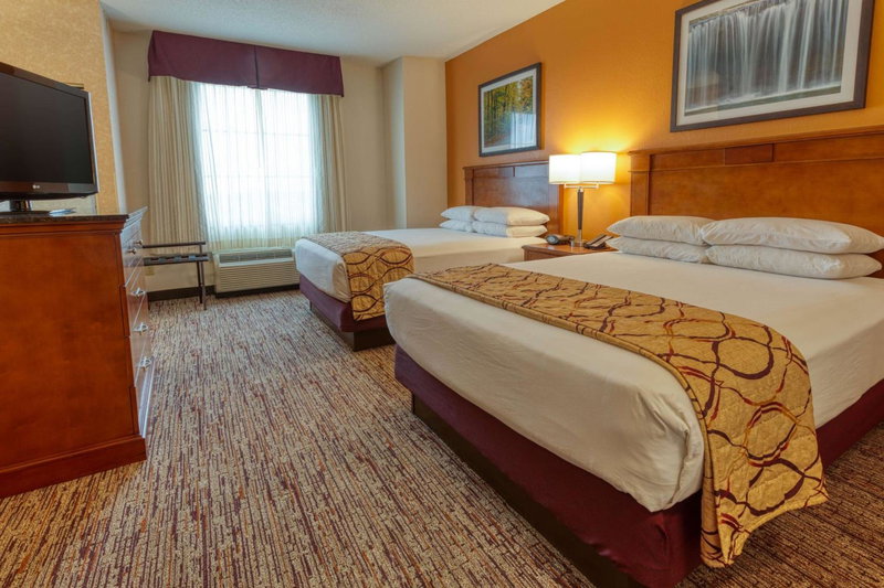 Drury Inn & Suites Indianapolis Northeast, Castleton, United States