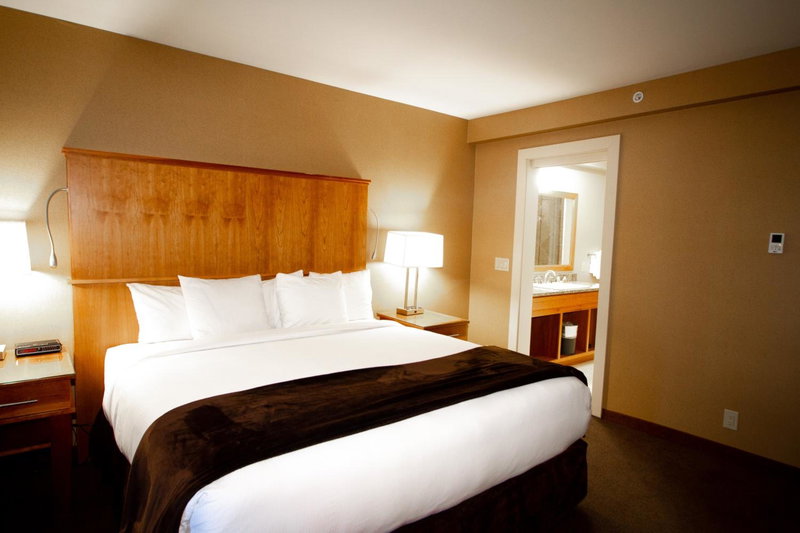 Mirabeau Park Hotel, Spokane Valley, United States