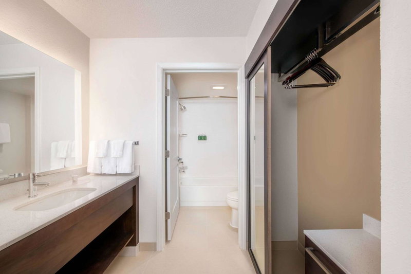 Sonesta ES Suites Atlanta Kennesaw Town Center, Kennesaw, United States