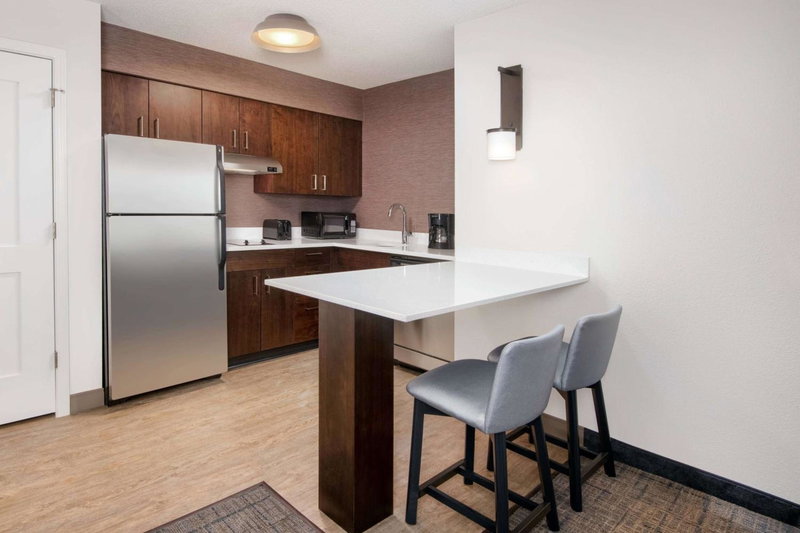 Sonesta ES Suites Atlanta Kennesaw Town Center, Kennesaw, United States