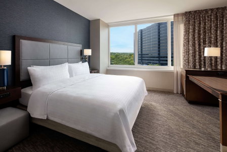 Homewood Suites by Hilton Teaneck Glenpointe, Teaneck, United States