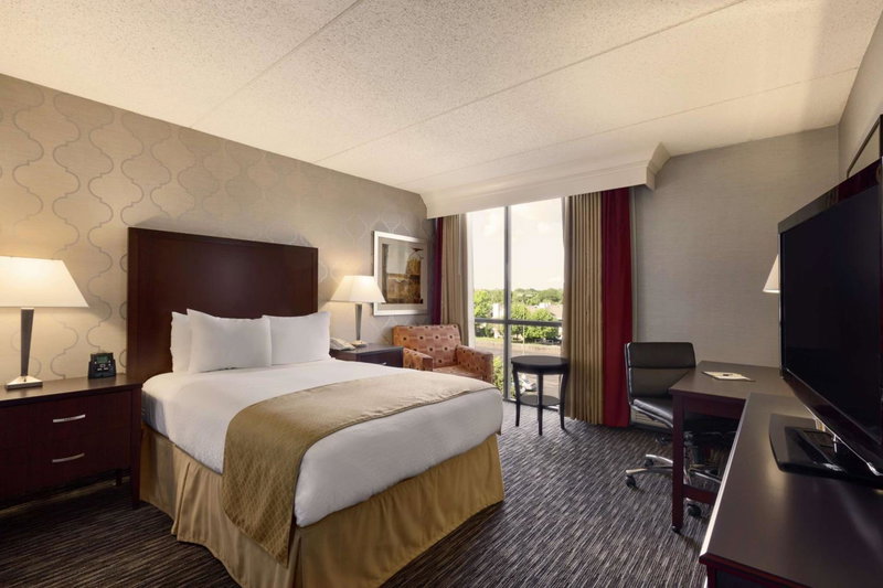 DoubleTree by Hilton Dearborn, Dearborn, United States