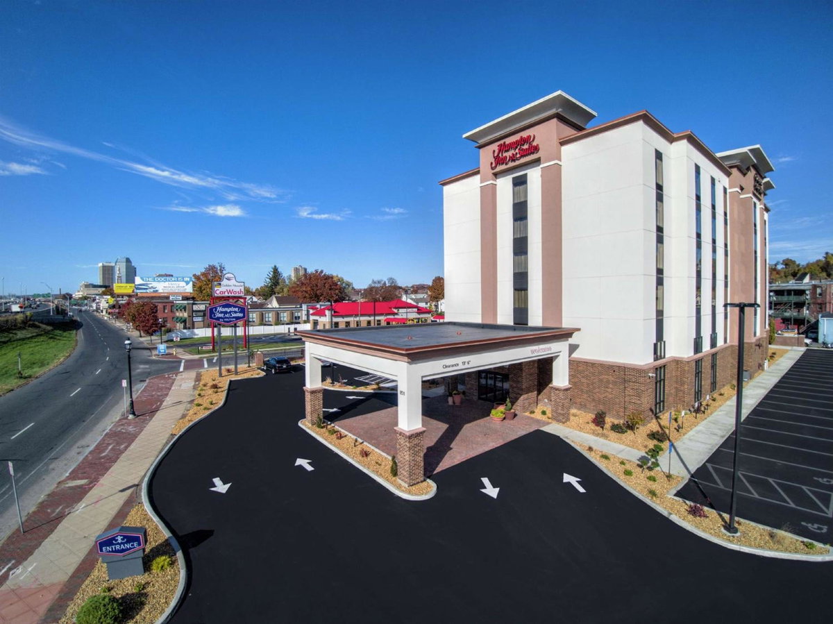 Hotel · Hampton Inn & Suites Springfield Downtown, Springfield