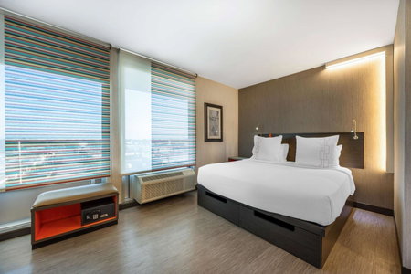 Best Western Premier Springfield Plaza District Hotel, Springfield, United States