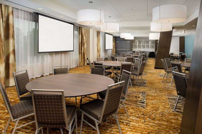 Homewood Suites by Hilton Washington DC NoMa Union Station, Washington, United States