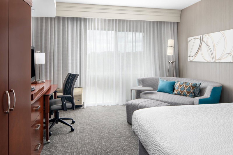 Courtyard by Marriott Raleigh North, Raleigh, United States
