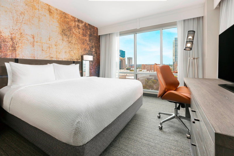 Courtyard by Marriott Austin Downtown/Convention Center, Austin, United States