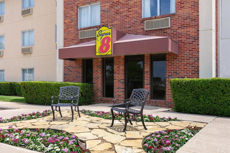 Super 8 by Wyndham Grapevine/DFW Airport Northwest, Grapevine, Соединённые Штаты