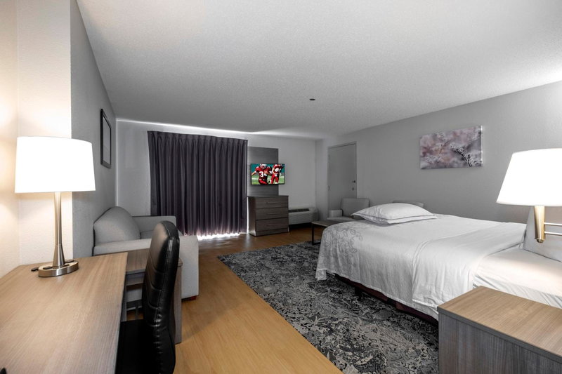 Red Roof Inn PLUS Boston - Mansfield - Foxboro, Mansfield, United States