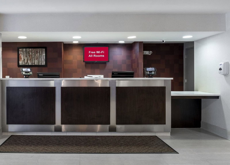 Red Roof Inn PLUS Boston - Mansfield - Foxboro, Mansfield, United States