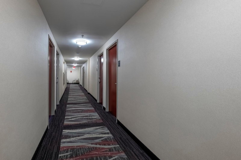 Red Roof Inn PLUS Boston - Mansfield - Foxboro, Mansfield, United States