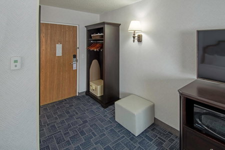 Holland Hotel Jersey City Free Parking, Jersey City, United States