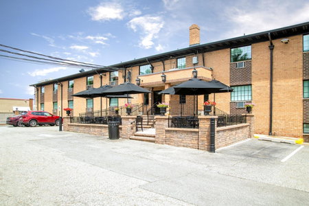 Holland Hotel Jersey City Free Parking, Jersey City, United States