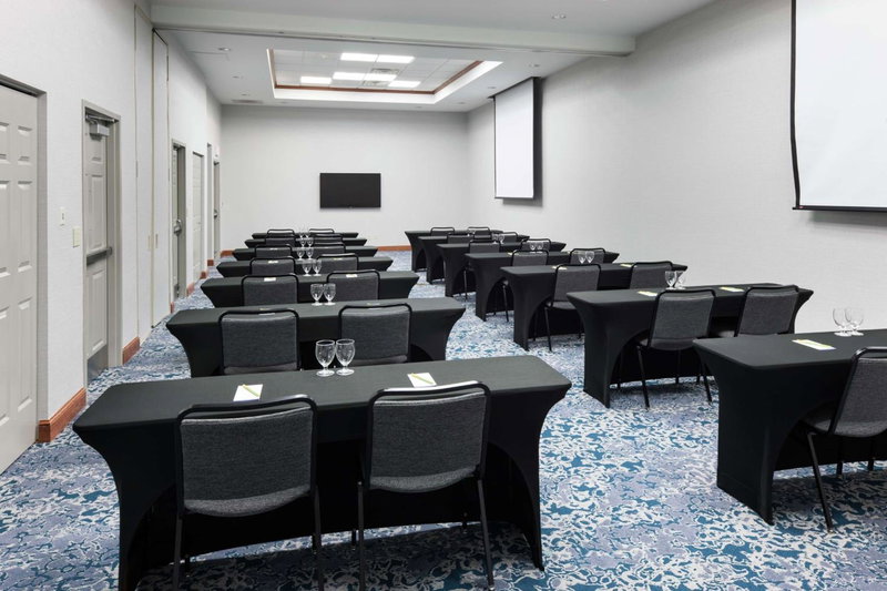 Hilton Garden Inn Lake Forest Mettawa, Lake Forest, États-Unis