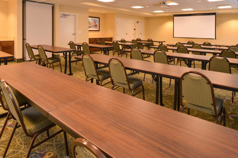 Hampton Inn Omaha Midtown-Aksarben, Omaha, Соединённые Штаты