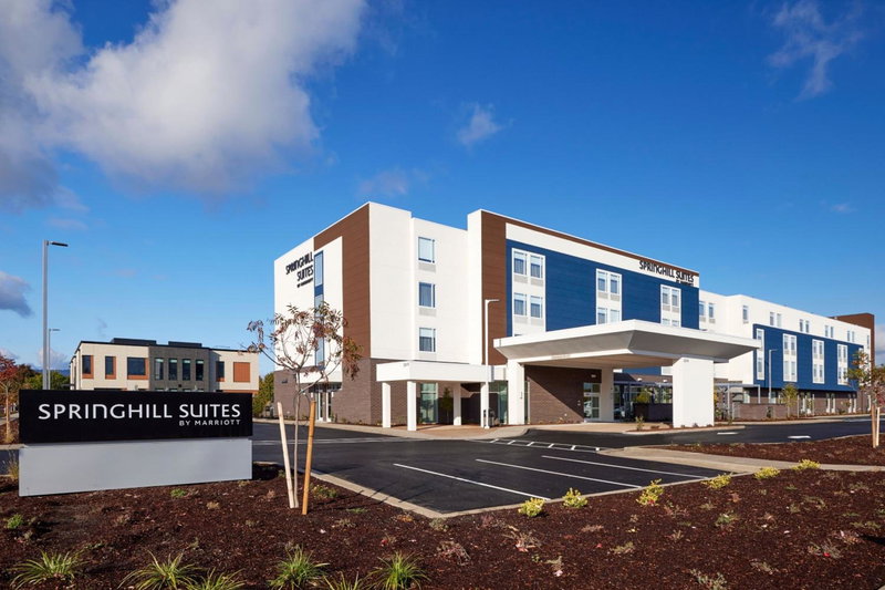 SpringHill Suites by Marriott Medford Airport, Medford, United States