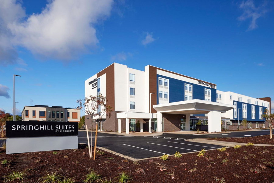 SpringHill Suites by Marriott Medford Airport, Medford, United States