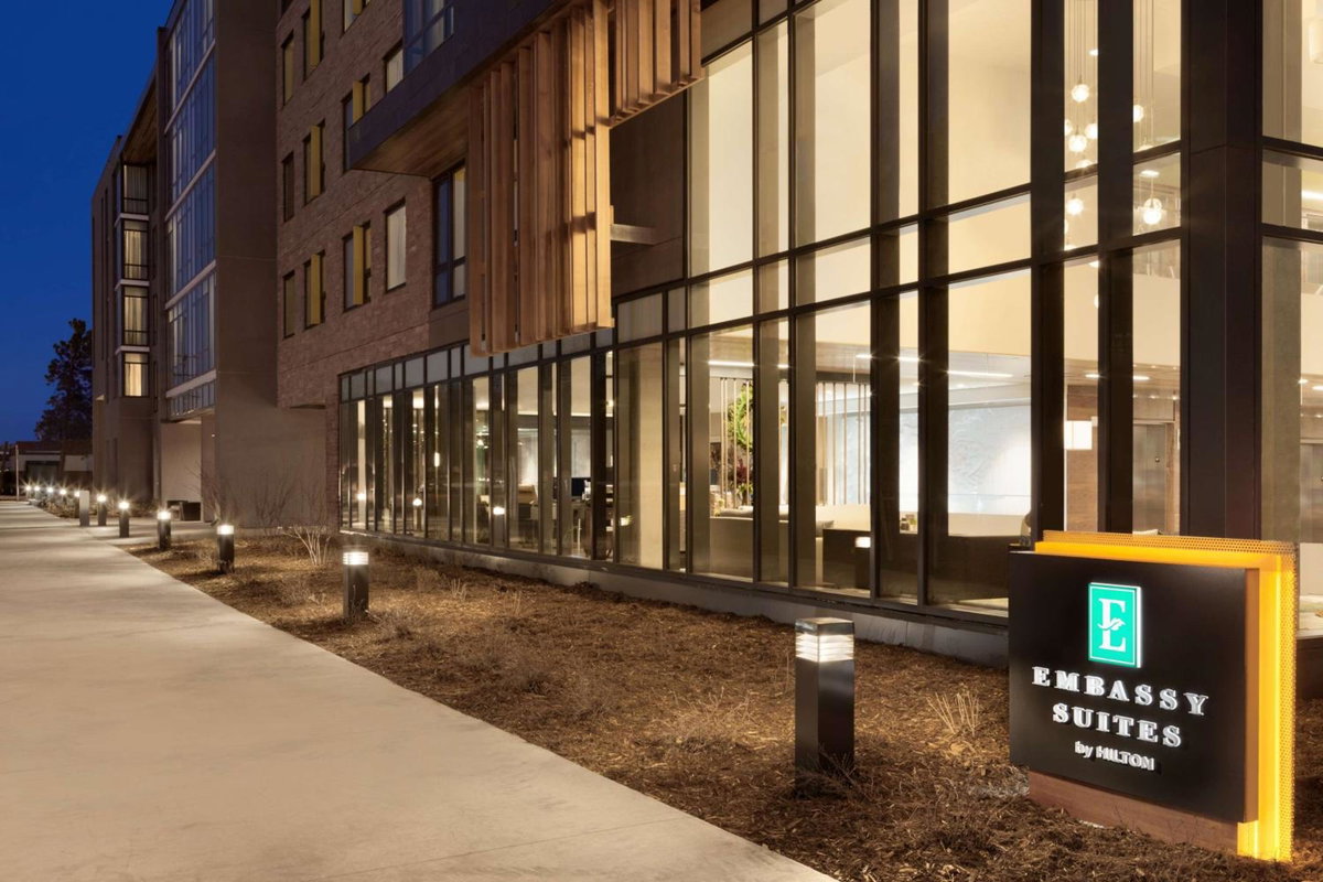 Hotel · Embassy Suites By Hilton Boulder, Boulder