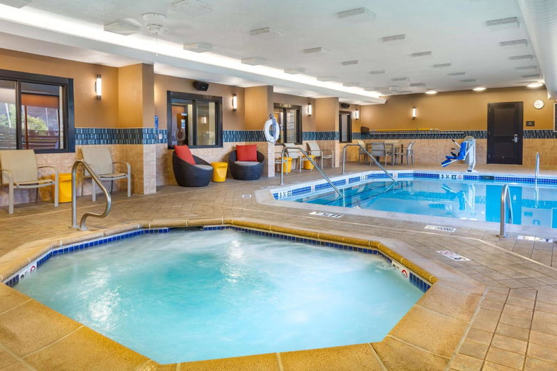 Drury Inn & Suites St. Louis-Southwest, Manchester, United States