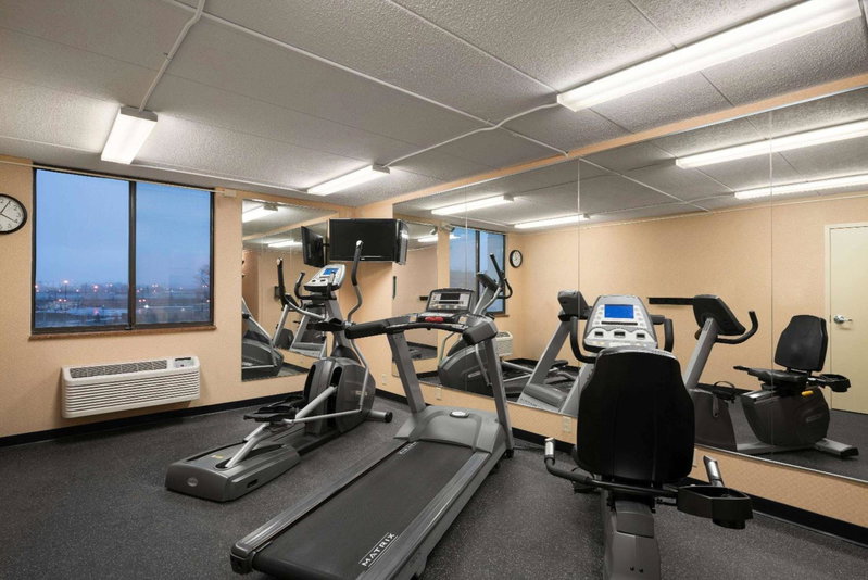 Days Hotel by Wyndham University Ave SE, Minneapolis, United States