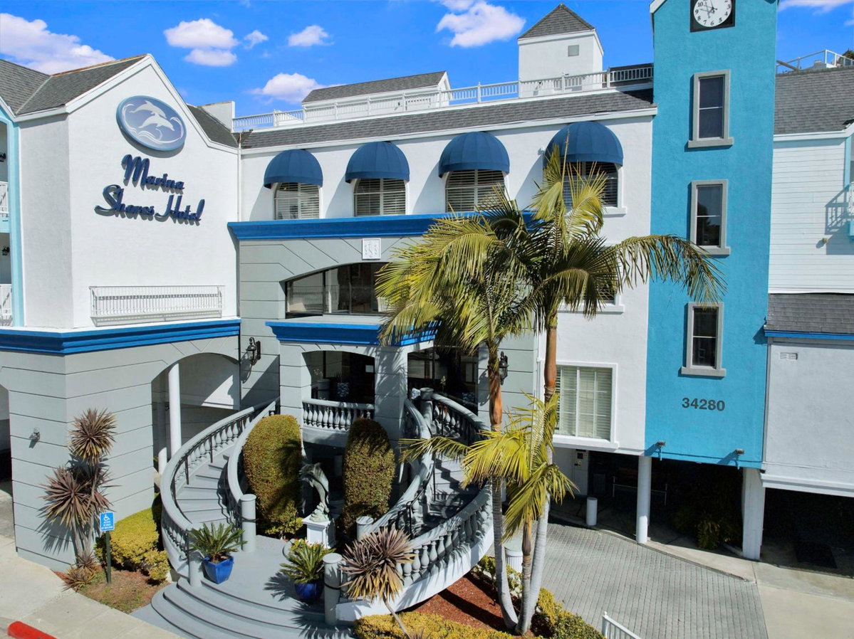 Hotel · Best Western Plus Marina Shores Hotel, Dana Point