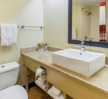 Red Roof Inn PLUS+ West Palm Beach, West Palm Beach, United States