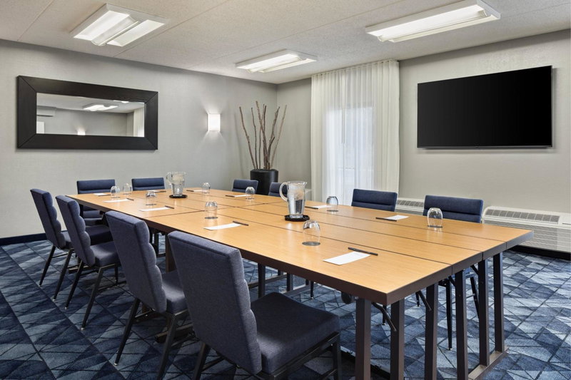 Courtyard by Marriott Chicago Waukegan / Gurnee, Waukegan, United States