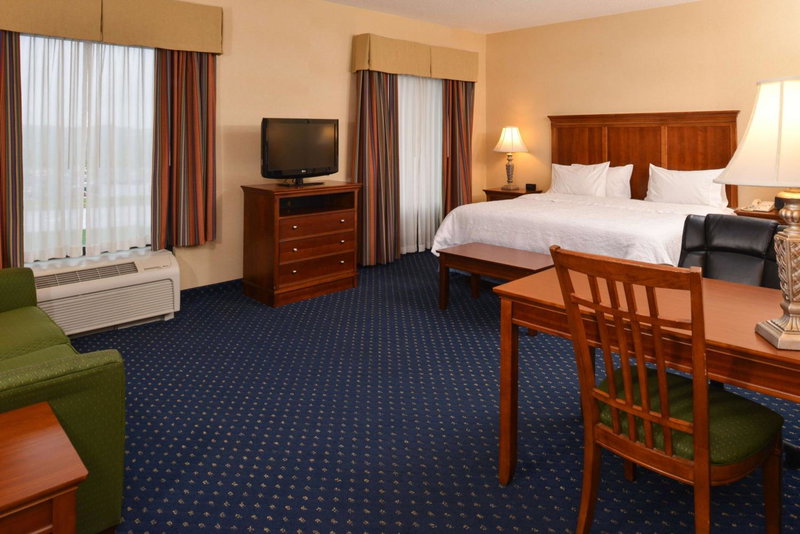 Hampton Inn and Suites Fredericksburg South, Fredericksburg, United States