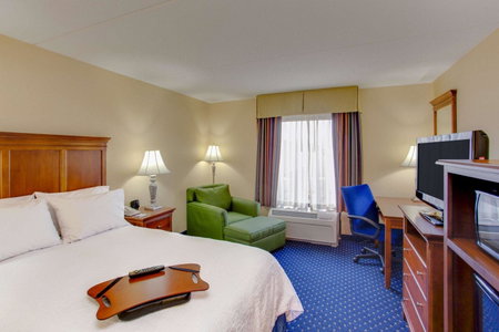 Hampton Inn and Suites Fredericksburg South, Fredericksburg, United States