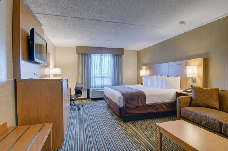 Best Western Royal Plaza Hotel and Trade Center, Marlborough, United States