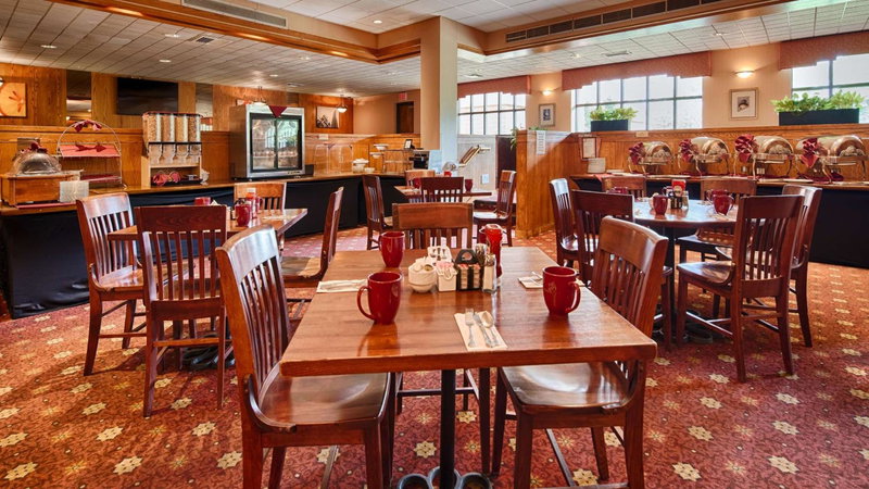 Best Western Royal Plaza Hotel and Trade Center, Marlborough, United States