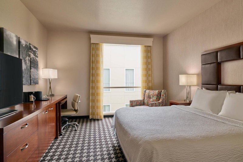 Courtyard by Marriott Denver Downtown, Denver, United States