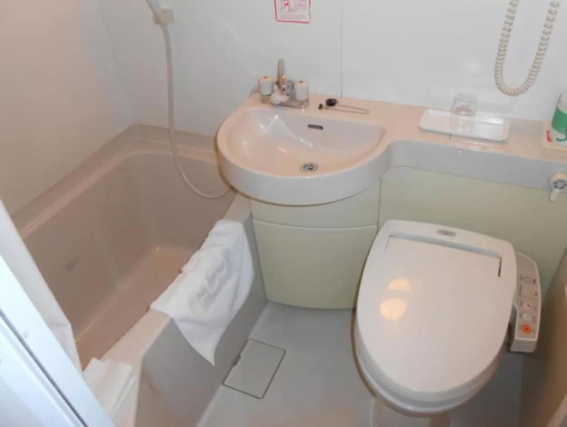 R&B Hotel Umeda-Higashi, Osaka, Япония
