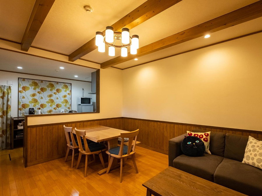 Villa Ensoleille, Fujikawaguchiko, Japan