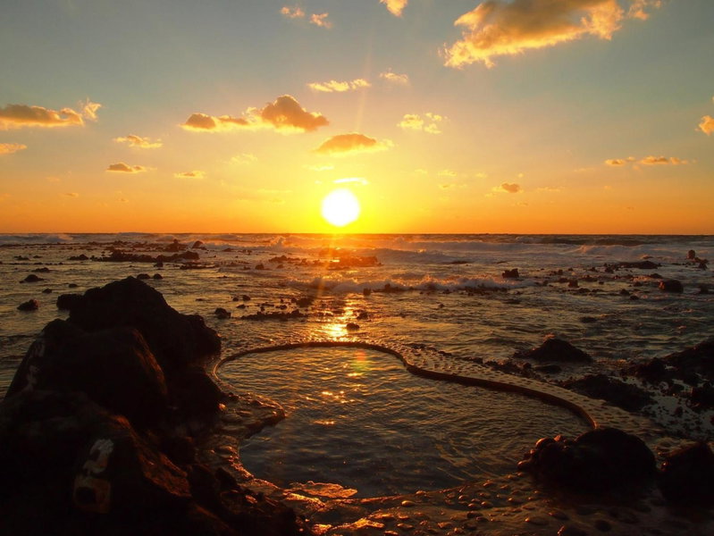 Koganezaki Furofushi Onsen, Fukaura, Japan