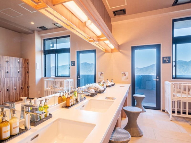 Livemax Resort Miyahama Onsen-ocean, Hatsukaichi, Japan