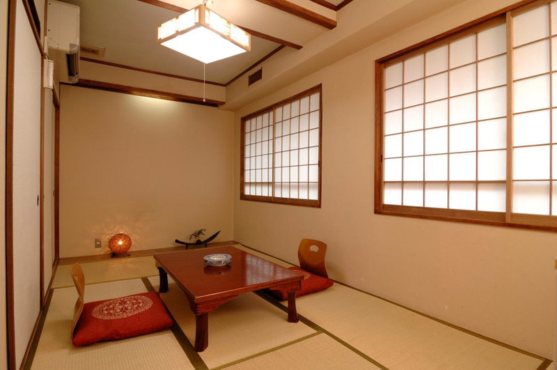 Hotel Iida, Kyoto, Japan