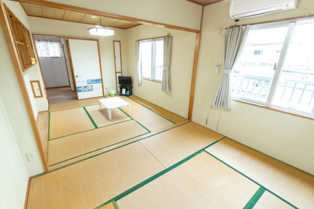 kamekamehouse, Tokashiki, Japan
