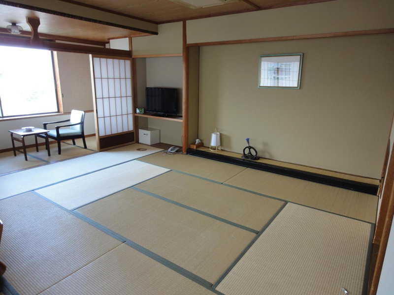 Miyajima Hotel Makoto, Miyajima, Japan