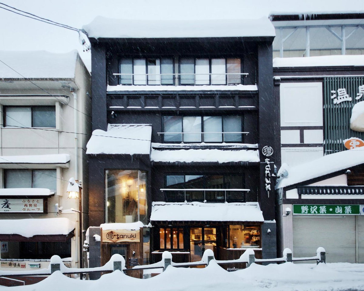 Tanuki Nozawa, Japan