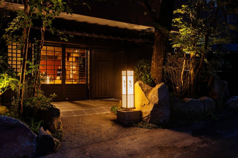 Yusai Bekkan, Minamioguni, Japan