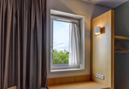 B&B HOTEL DIJON Les Portes du Sud (Acti-Sud), Marsannay-la-Cote, France