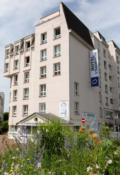 HOTEL l'EAUBONNE, Eaubonne, France