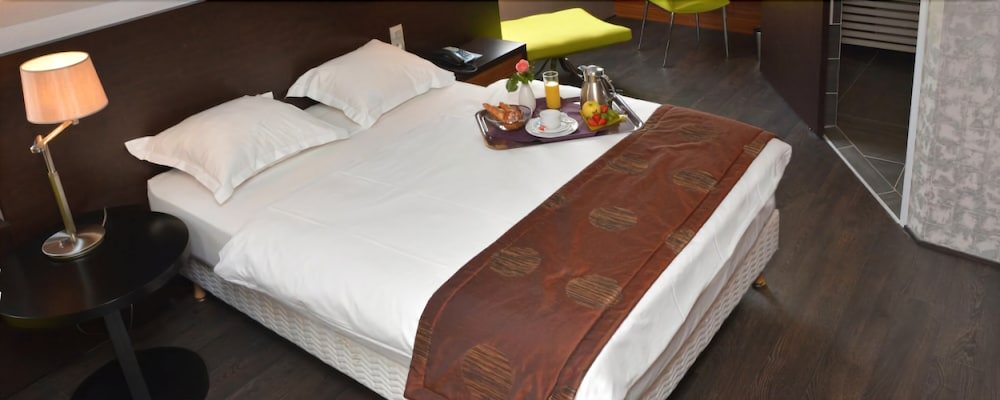 Hotel - Restaurant Crystal, France