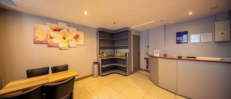 Hôtel Aix Europe, Paris, France